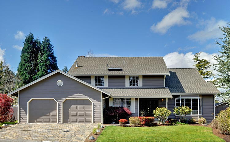 Home for sale by Seattle realtor Benjamin Chotzen. Click to Zoom.
