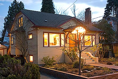 Home for sale by Seattle realtor Benjamin Chotzen. Click to Zoom.