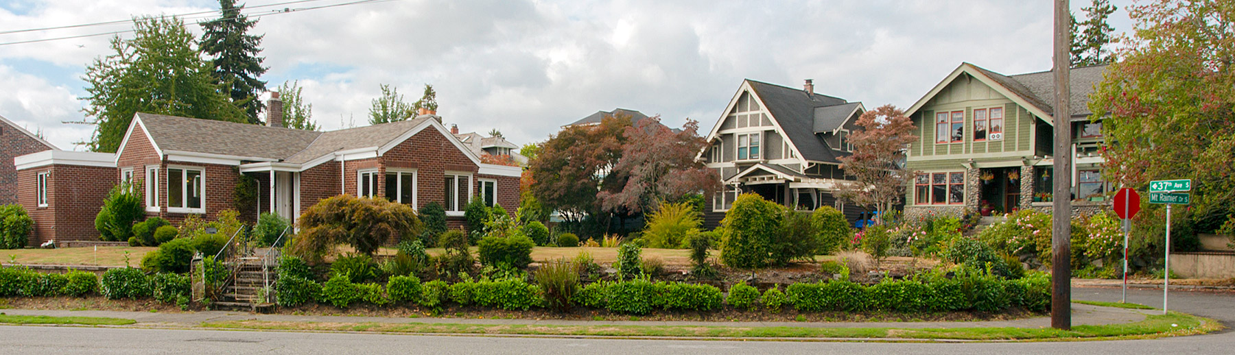 Home for sale by Seattle realtor Benjamin Chotzen. Click to Zoom.
