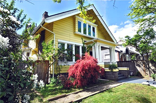 Home for sale by Seattle realtor Benjamin Chotzen. Click to Zoom.